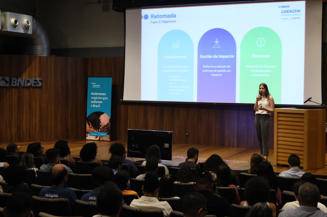 Capa da noticia 50 startups selecionadas pelo BNDES Garagem iniciam atividades na sede do Banco, no Rio