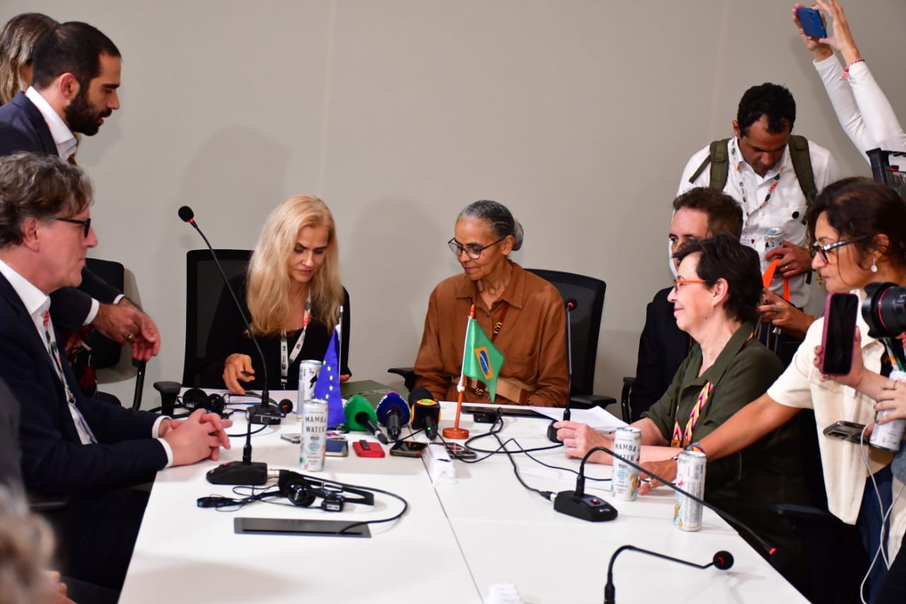 Descrição da imagem 1