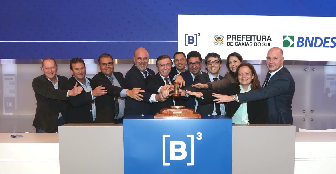 Capa da noticia Com apoio do BNDES, Caxias do Sul conclui leilão de iluminação pública