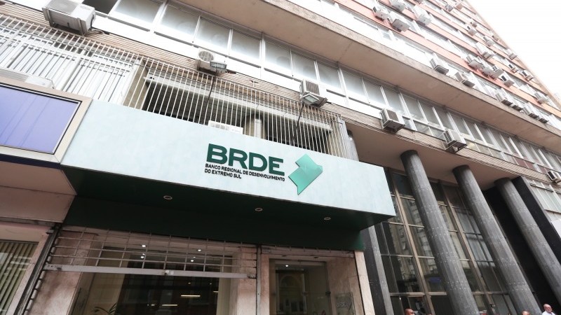Capa da noticia BNDES aprova R$ 1 bilhão para BRDE financiar investimentos na Região Sul