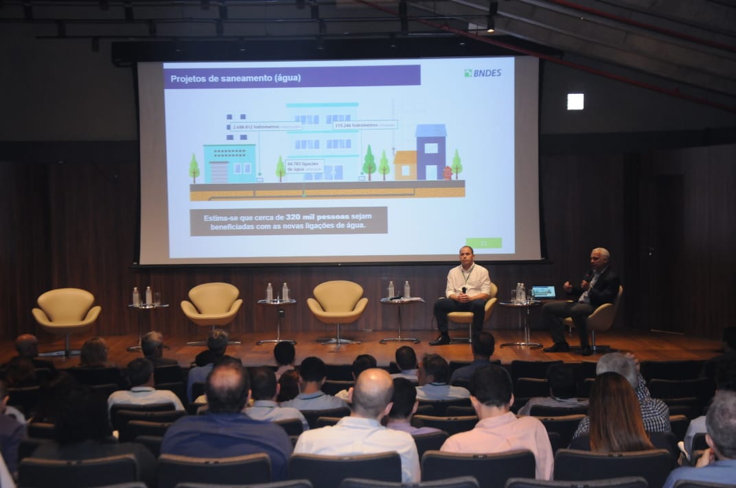 Capa da noticia ‘Relatório de Efetividade’ aponta impacto do BNDES na geração de emprego em 2017 e 2018