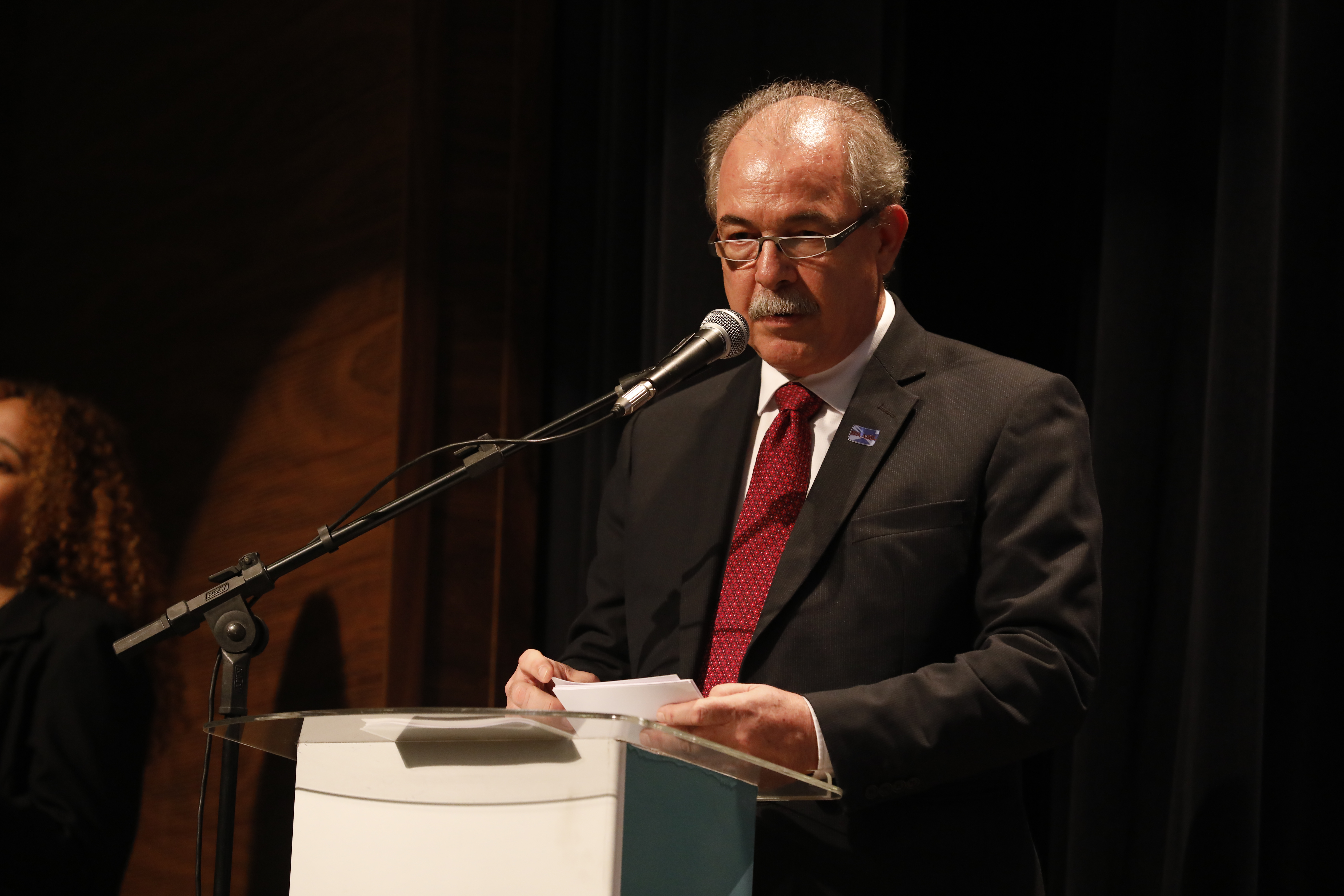 Capa da noticia Aloizio Mercadante toma posse e anuncia o BNDES do futuro