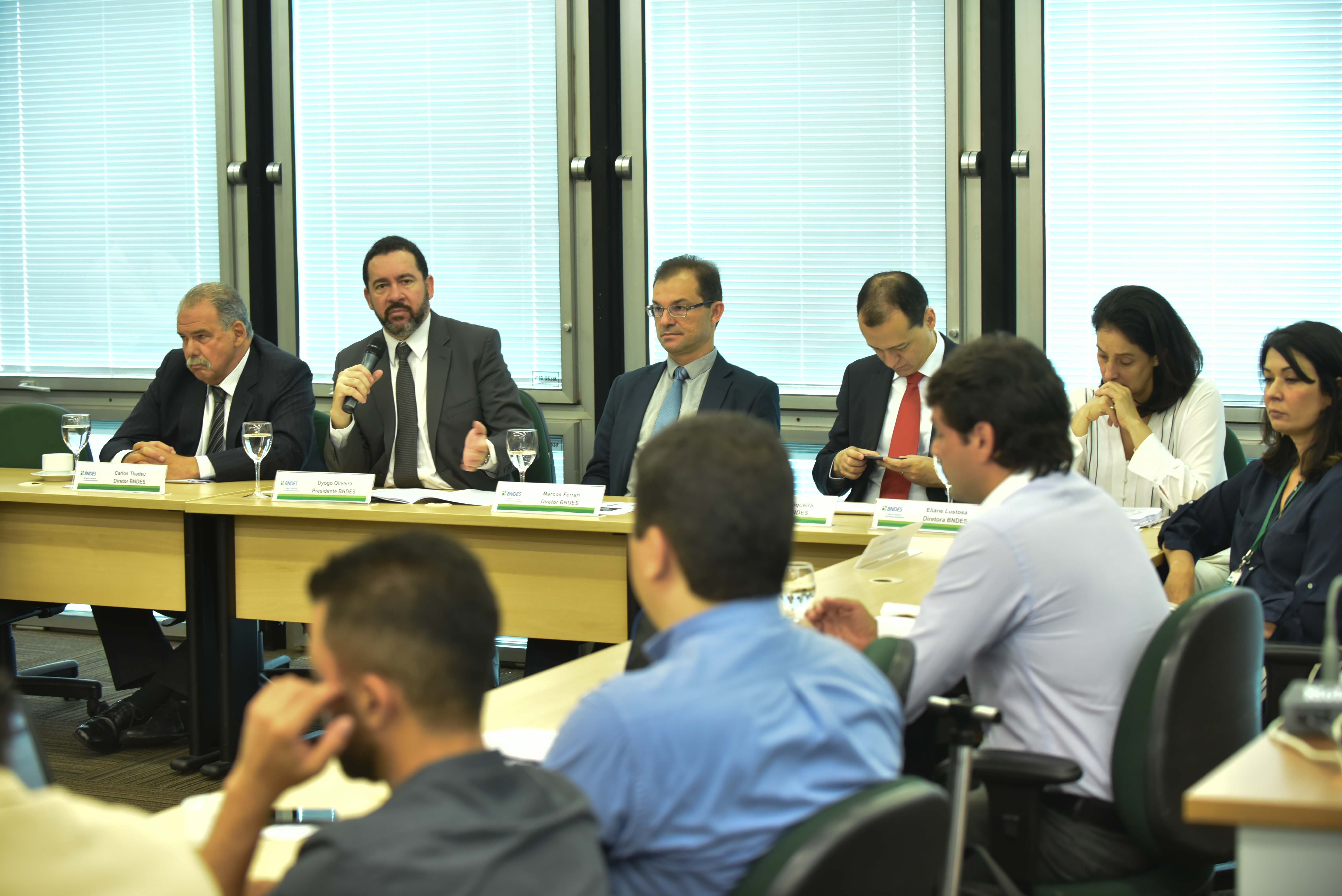 Capa da noticia Transição: conheça os documentos preparados pelo BNDES para o novo governo