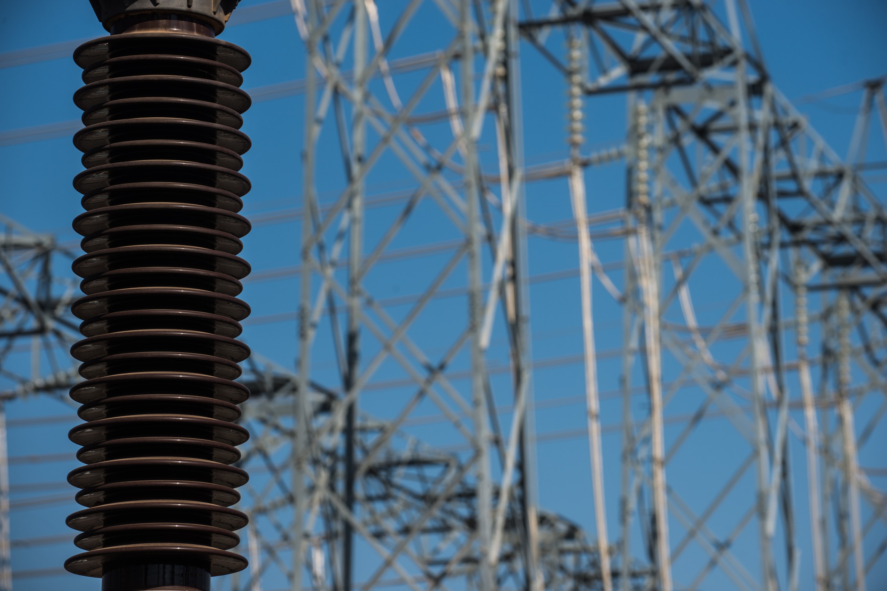 Capa da noticia BNDES investe na distribuição elétrica em 10 estados brasileiros 