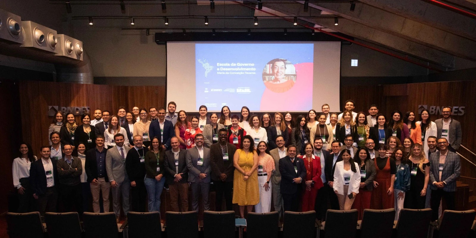 Primeira turma na etapa presencial no BNDES 