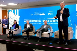 Capa da noticia BNDES anuncia R$ 10 bi em linhas de crédito para indústria 4.0 e para bens de capital verde