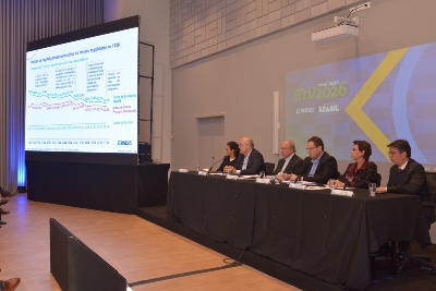 Capa da noticia Com R$ 453,4 milhões, BNDES amplia aprovações de crédito para Pernambuco