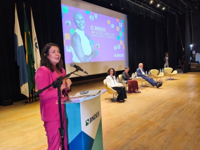 Capa da noticia BNDES lança linha para apoiar estados e municípios no enfrentamento à violência contra as mulheres