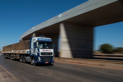 BNDES financia renovação de frota de caminhões e de ônibus