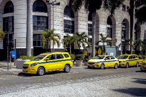 Capa da noticia BNDES registra R$ 1 bilhão em financiamentos aprovados para renovação da frota de taxistas e motoristas de app