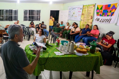 Apresentação da chamada na sede da associação do quilombo Santa Efigênia