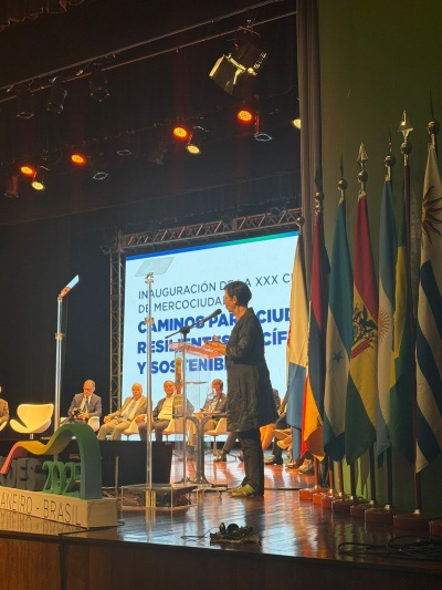 Capa da noticia BNDES destaca papel das cidades na adaptação climática durante abertura da Cúpula de Mercocidades