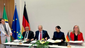 Capa da noticia BNDES e Governo assinam declarações com KfW e BMZ da Alemanha para aporte de R$ 4,1 bi em projetos verdes no Brasil