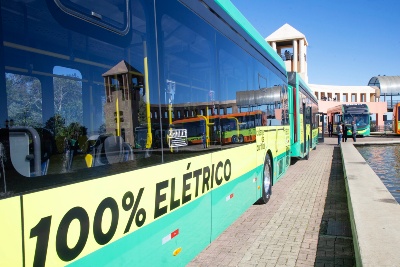 Capa da noticia Com R$ 380 mi do Fundo Clima, BNDES financia aquisição de 54 ônibus elétricos em Curitiba 