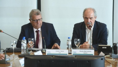 Capa da noticia BNDES e Caixa discutem iniciativas para MPMEs e banda larga no Minha Casa, Minha Vida