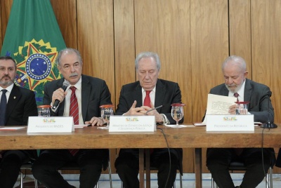 Capa da noticia BNDES e MJSP assinam contrato de R$ 318,5 mi para combater crime organizado na Amazônia