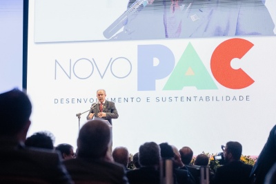 Capa da noticia Bancos públicos podem financiar R$ 440 bi do PAC, diz presidente do BNDES