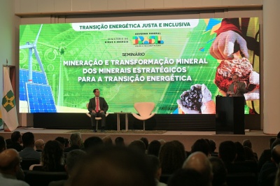 Capa da noticia BNDES e MME lançam fundo de R$ 1 bi para projetos de minerais estratégicos para transição energética