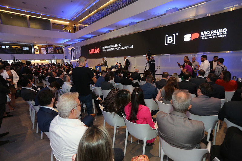 53560068763_fcc1ec51f3_c