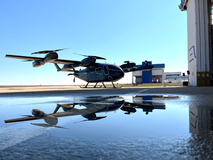 Eve_Prototype_03-1200x900-8108bbff-81f9-4782-af22-ae3160b7bb68