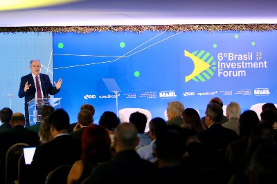 Capa da noticia Brasil Investment Forum 2023 traz BNDES focado em transição ecológica e neoindustrialização 