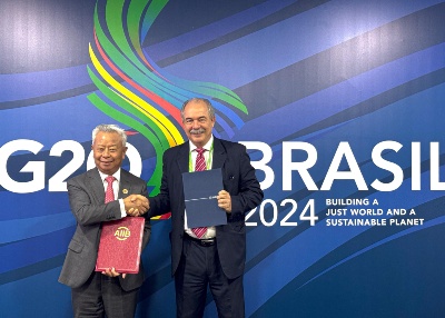 Capa da noticia BNDES e AIIB assinam memorando de R$ 16,7 bi para investimentos no Brasil