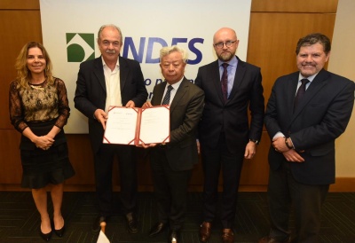 Capa da noticia BNDES e AIIB firmam parceria para impulsionar desenvolvimento sustentável na Ásia e América Latina