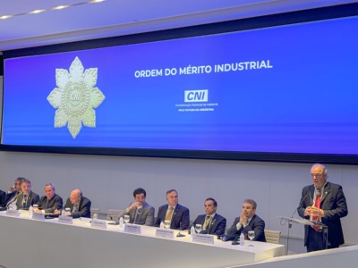 Capa da noticia “Instrumento novo para financiar a indústria, LCD reduzirá taxas de juros do BNDES”, diz Mercadante