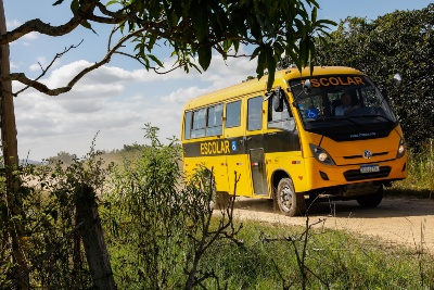 Capa da noticia Caminho da Escola: BNDES retoma financiamentos  para compra de transportes escolares da rede pública