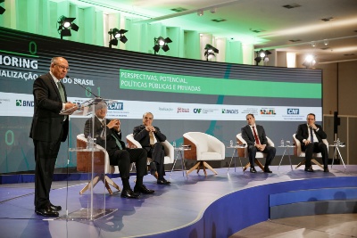 Capa da noticia Novas plantas industriais buscarão locais “verdes”, e Brasil sairá ganhando, dizem especialistas