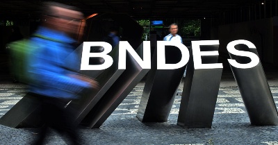 Capa da noticia BNDES lança primeiras medidas para reforçar caixa de empresas e apoiar trabalhadores
