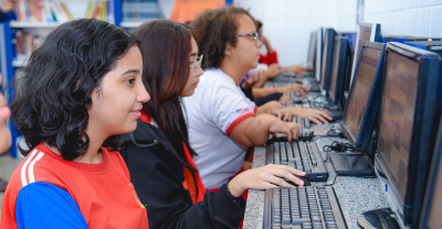 Capa da noticia Governo Federal conclui edital para levar internet a 1,4 mil escolas do Norte e Nordeste