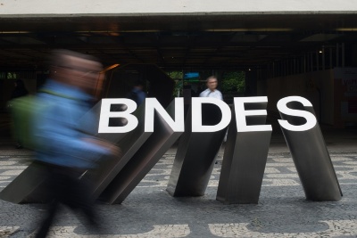 Capa da noticia 1T24: lucro do BNDES cresce 59% e chega a R$ 2,7 bi, acompanhado de alta de 91% nas aprovações