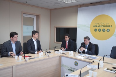 Capa da noticia BNDES e MInfra dão início a estudos para concessão de 5.300 km de rodovias federais