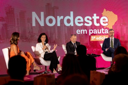 Diretora Maria Fernanda Coelho participa do evento que discutiu perspectivas para o Nordeste